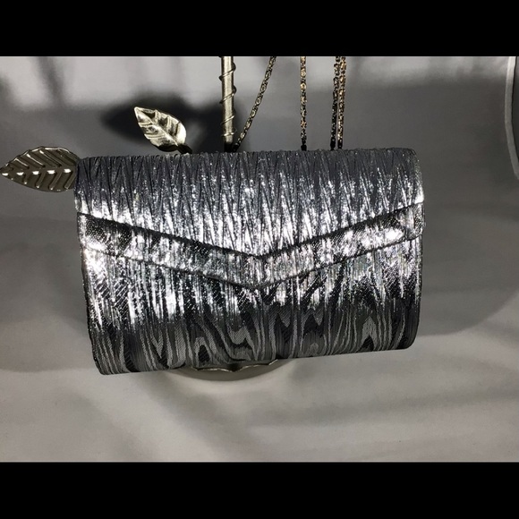 Vintage silver thread clutch/shoulder bag - Picture 6 of 15